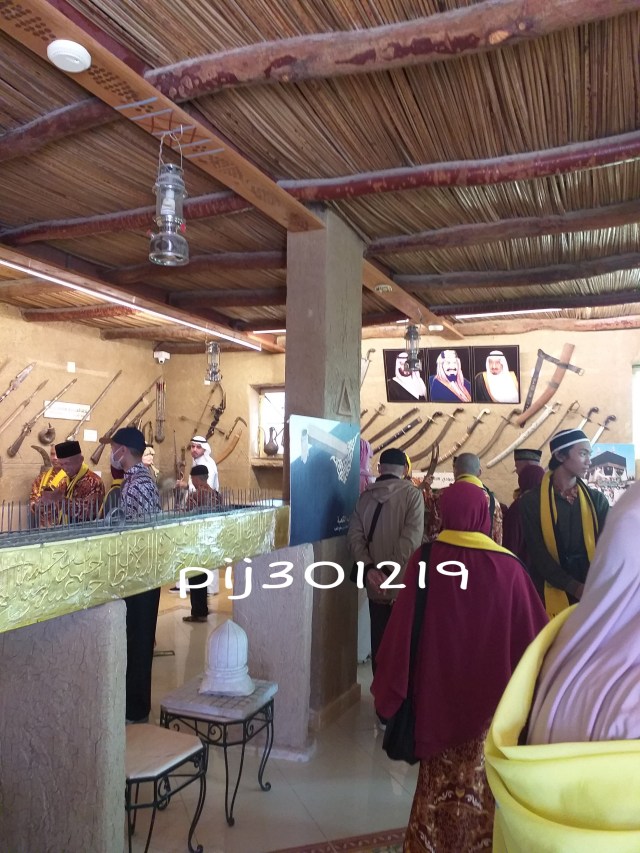 PicsArt_02-12-01.47.15